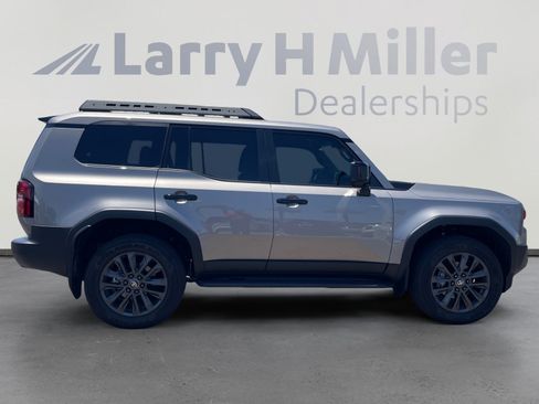 Used 2026 Toyota Land Cruiser w/ Premium Package AWD/4WD image 6