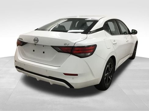 Used 2024 Nissan Sentra SV image 17