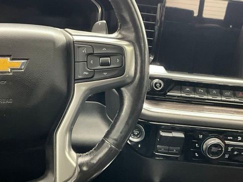 Used 2022 Chevrolet Silverado 1500 LTZ w/ LTZ Premium Package image 19