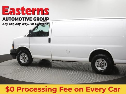 Used 2020 GMC Savana 3500 w/ Driver Convenience Package RWD image 62