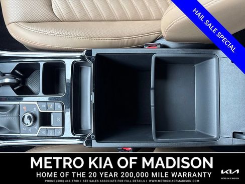 Used 2025 Kia Sorento SX Prestige w/ Olive Brown Leather Package AWD/4WD image 25