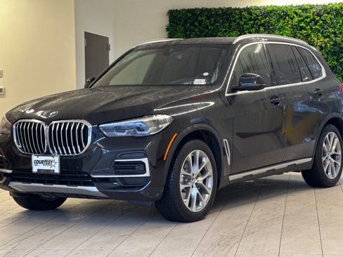 Used 2022 BMW X5 xDrive40i w/ Premium Package image 8