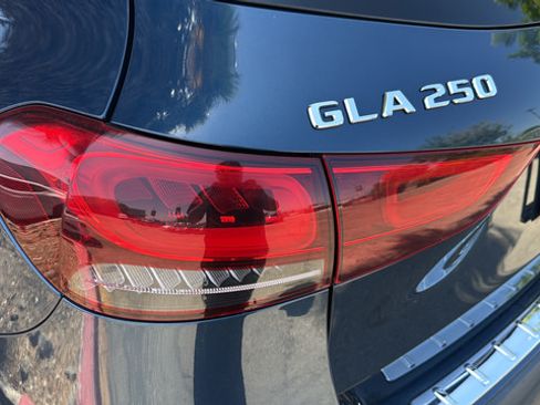 Used 2022 Mercedes-Benz GLA 250 image 37