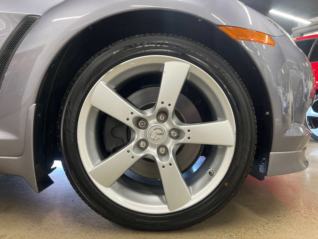 Used 2004 MAZDA RX-8 w/ MT Sport Pkg RWD image 29