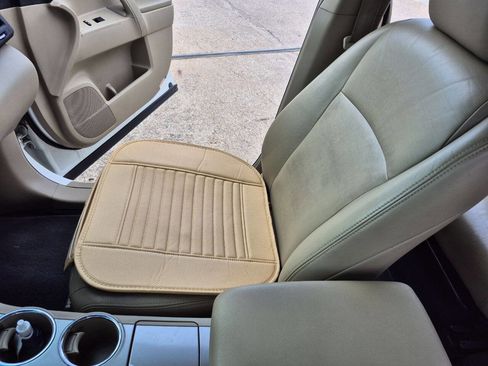 Used 2012 Toyota Highlander FWD image 26