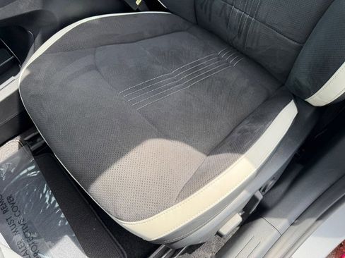 Used 2023 Kia EV6 GT-Line w/ GT-Line Suede Seat Package RWD image 24