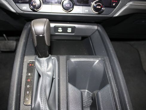 Used 2025 Honda Accord SE image 28