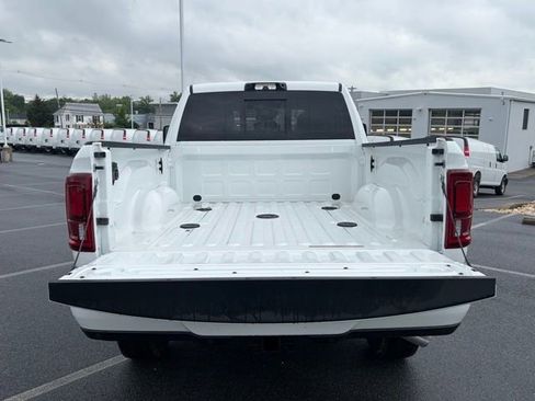 New 2026 RAM 2500 Big Horn AWD/4WD image 7