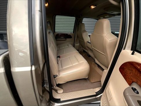 Used 2003 Ford F350 XL image 25