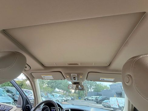 Used 2014 Mercedes-Benz ML 350 4MATIC image 47