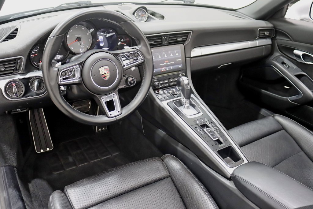 Used 2017 Porsche 911 Carrera S RWD image 16