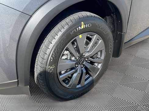 New 2026 Nissan Pathfinder SV FWD image 30