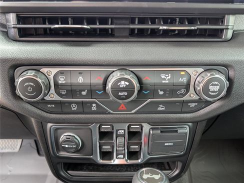 New 2025 Jeep Wrangler Sport S image 20