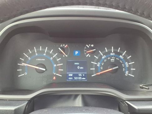 Used 2019 Toyota 4Runner SR5 AWD/4WD image 16