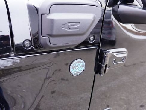 Certified 2025 Jeep Wrangler Unlimited Sahara w/ Safety Group image 14