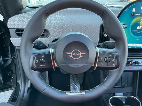 Used 2025 MINI Cooper S image 9