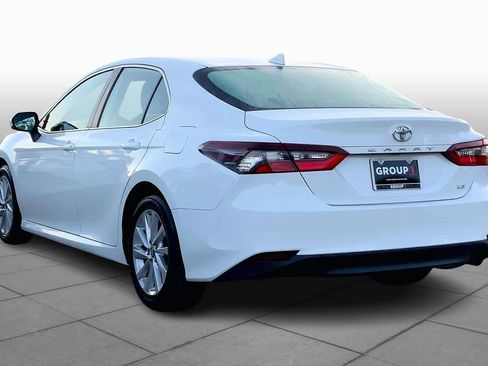 Used 2024 Toyota Camry LE w/ Convenience Package image 12