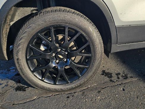 Used 2022 Chevrolet Trax LT w/ Driver Confidence Package image 8