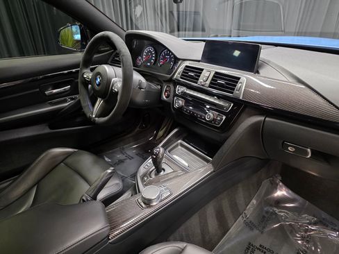 Used 2018 BMW M4 Coupe RWD image 31
