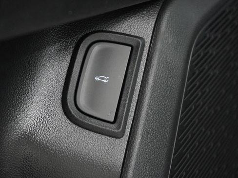 New 2026 Chevrolet Equinox RS w/ Convenience Package III FWD image 14