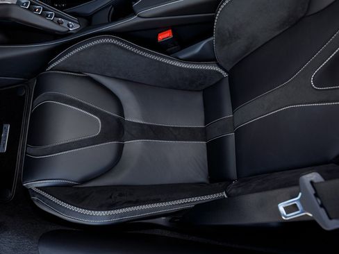 New 2027 McLaren 750S RWD image 42