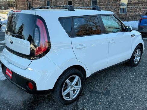 Used 2018 Kia Soul image 8