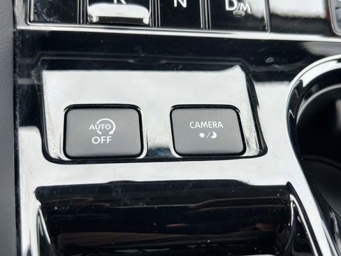 Used 2025 Nissan Murano SL AWD/4WD image 34