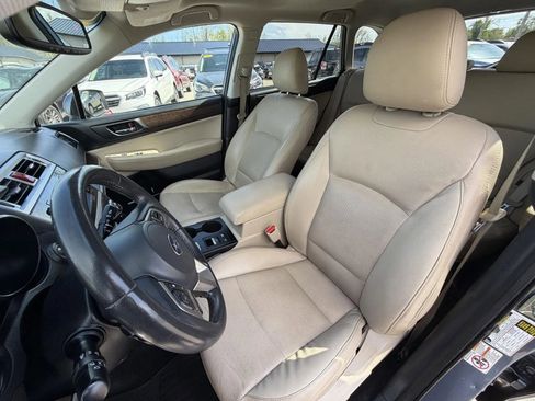 Used 2015 Subaru Outback 2.5i Limited AWD/4WD image 12