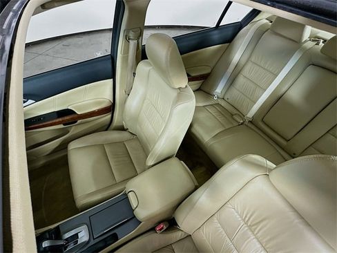 Used 2012 Honda Accord EX-L image 7