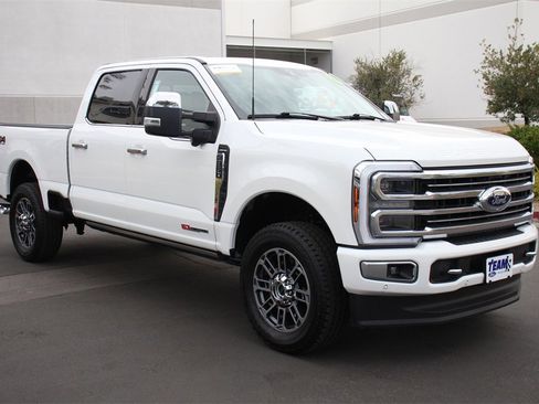 Certified 2024 Ford F350 Limited w/ FX4 Off-Road Package image 11