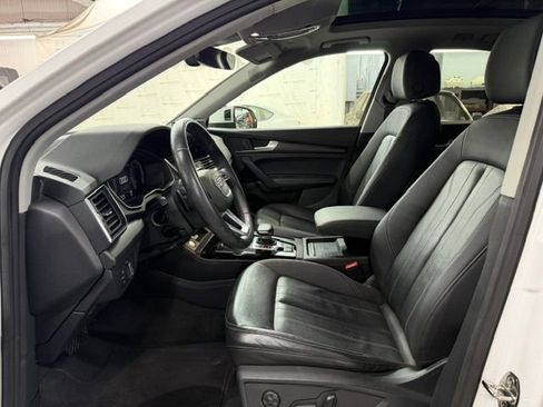Used 2021 Audi Q5 2.0T Premium Plus w/ Premium Plus Package AWD/4WD image 7