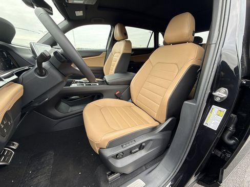 New 2026 Volkswagen Atlas Cross Sport SEL R-Line image 12