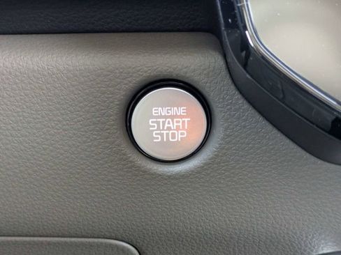 New 2026 Kia Carnival SX w/ SX Dark Edition Package image 35