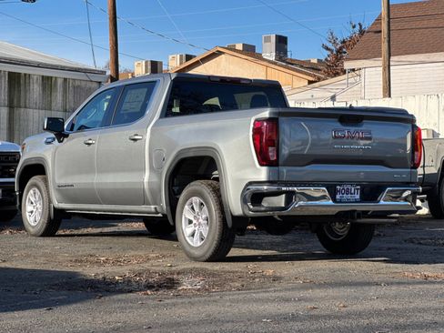 New 2026 GMC Sierra 1500 SLE image 5