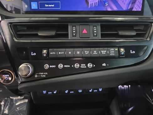 Certified 2024 Lexus ES 300h F Sport FWD image 23