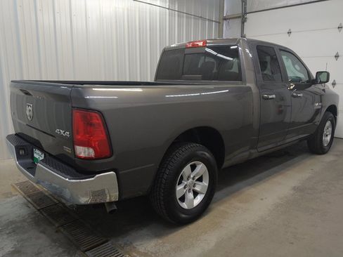 Used 2017 RAM 1500 Classic SLT AWD/4WD image 10