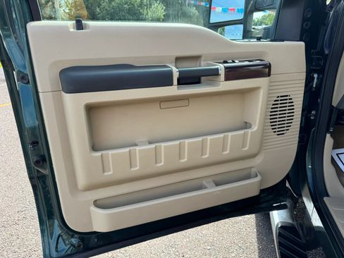 Used 2010 Ford F250 Lariat AWD/4WD image 11
