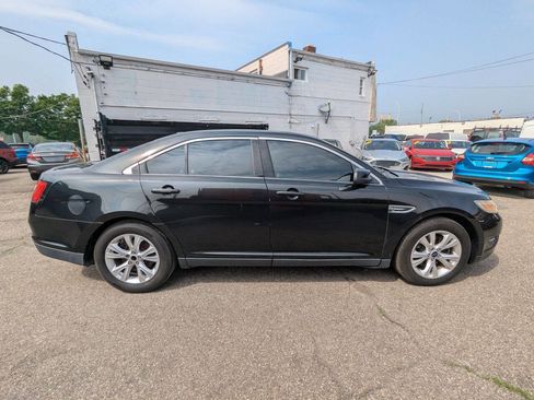 Used 2012 Ford Taurus SEL image 8