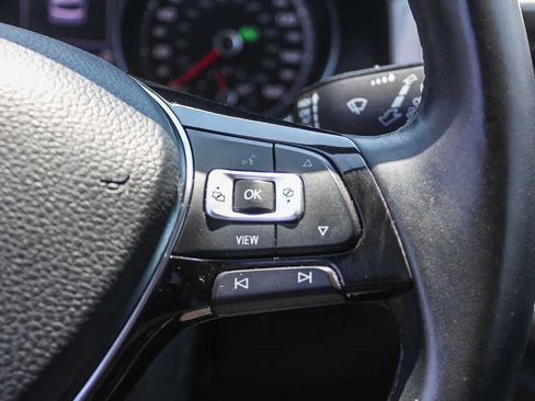 Used 2019 Volkswagen Atlas SE w/ Towing Package FWD image 33