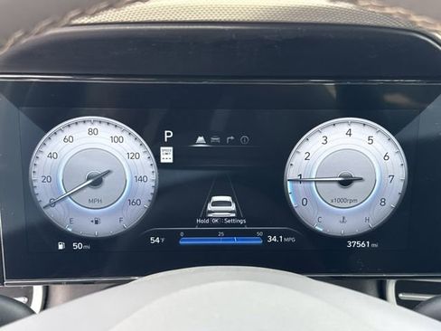 Certified 2025 Hyundai Elantra SEL image 26