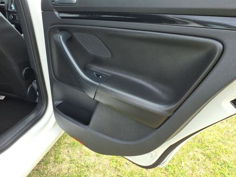 Used 2013 Volkswagen Jetta TDI image 10