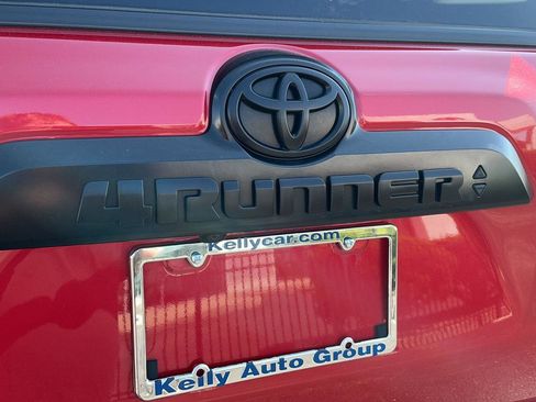 Certified 2024 Toyota 4Runner TRD Off-Road Premium w/ Off Road Premium Plus Package AWD/4WD image 34