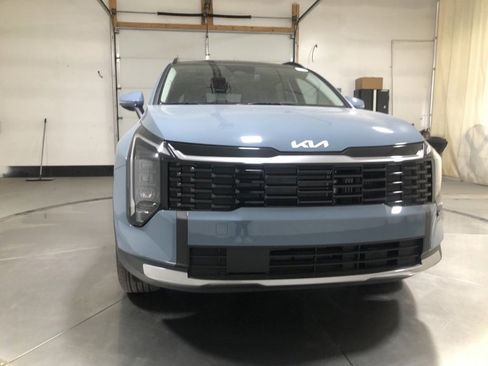 New 2026 Kia Sportage EX image 2