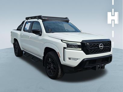 Used 2023 Nissan Frontier SV w/ Midnight Edition Package