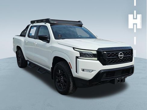 Used 2023 Nissan Frontier SV w/ Midnight Edition Package AWD/4WD image 1
