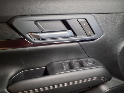 New 2026 GMC Terrain Elevation w/ Black Edition FWD image 16