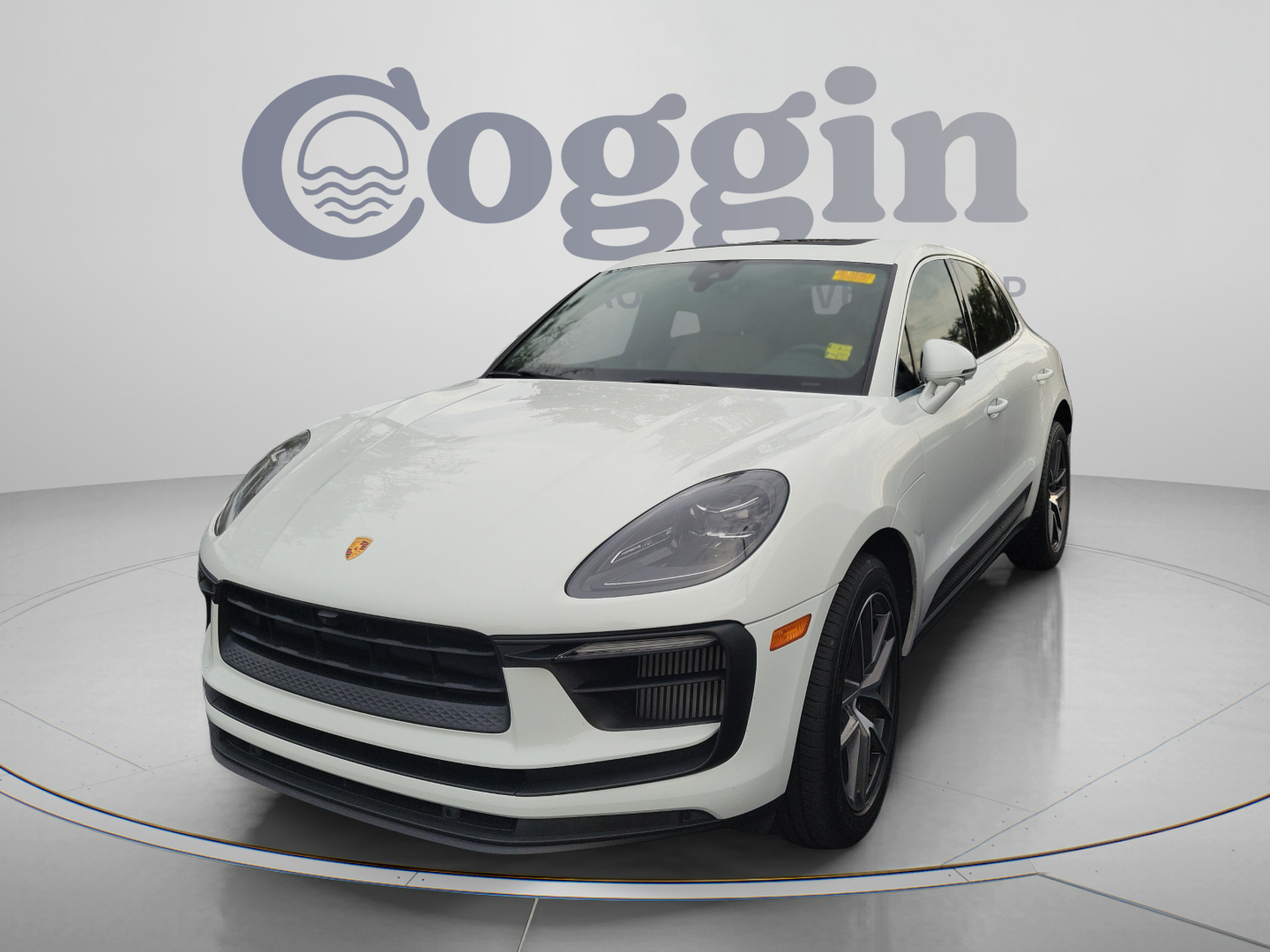 Used 2022 Porsche Macan S AWD/4WD image 2