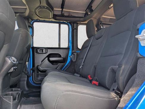 Used 2022 Jeep Wrangler Unlimited Sport AWD/4WD image 18