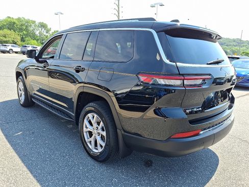 Used 2022 Jeep Grand Cherokee L Limited AWD/4WD image 5