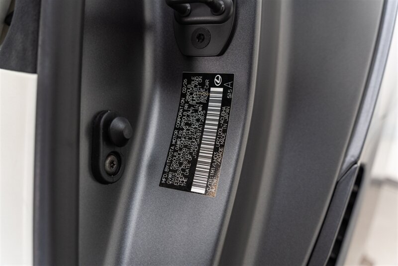Used 2026 Lexus LC 500 Coupe RWD image 39